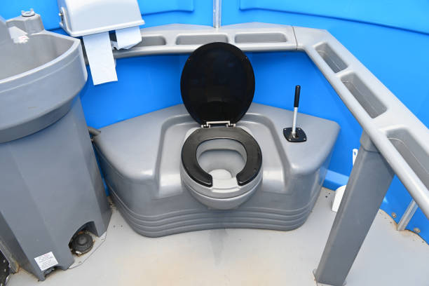 Portable Toilet Options We Offer in Calcium, NY